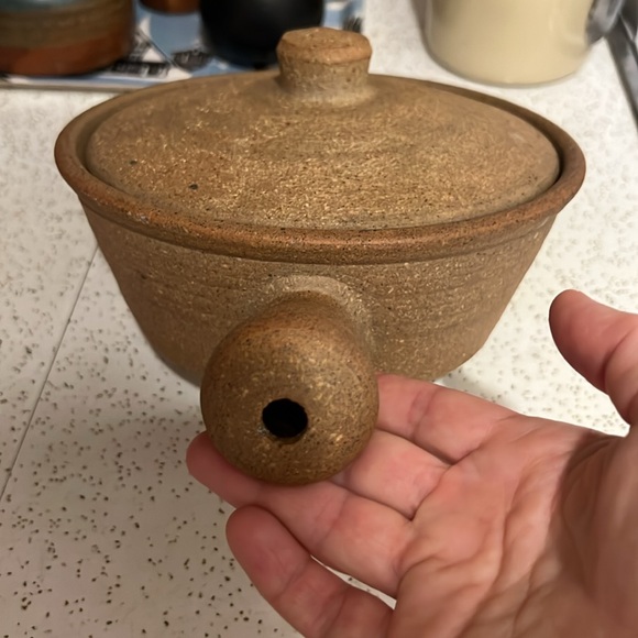 Muchelney Handled Casserole (John Leach) - Picture 3 of 9